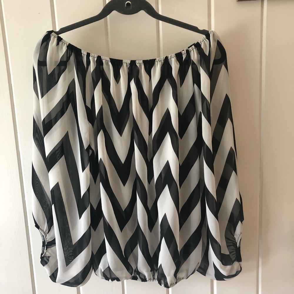 Off the shoulder chevron top